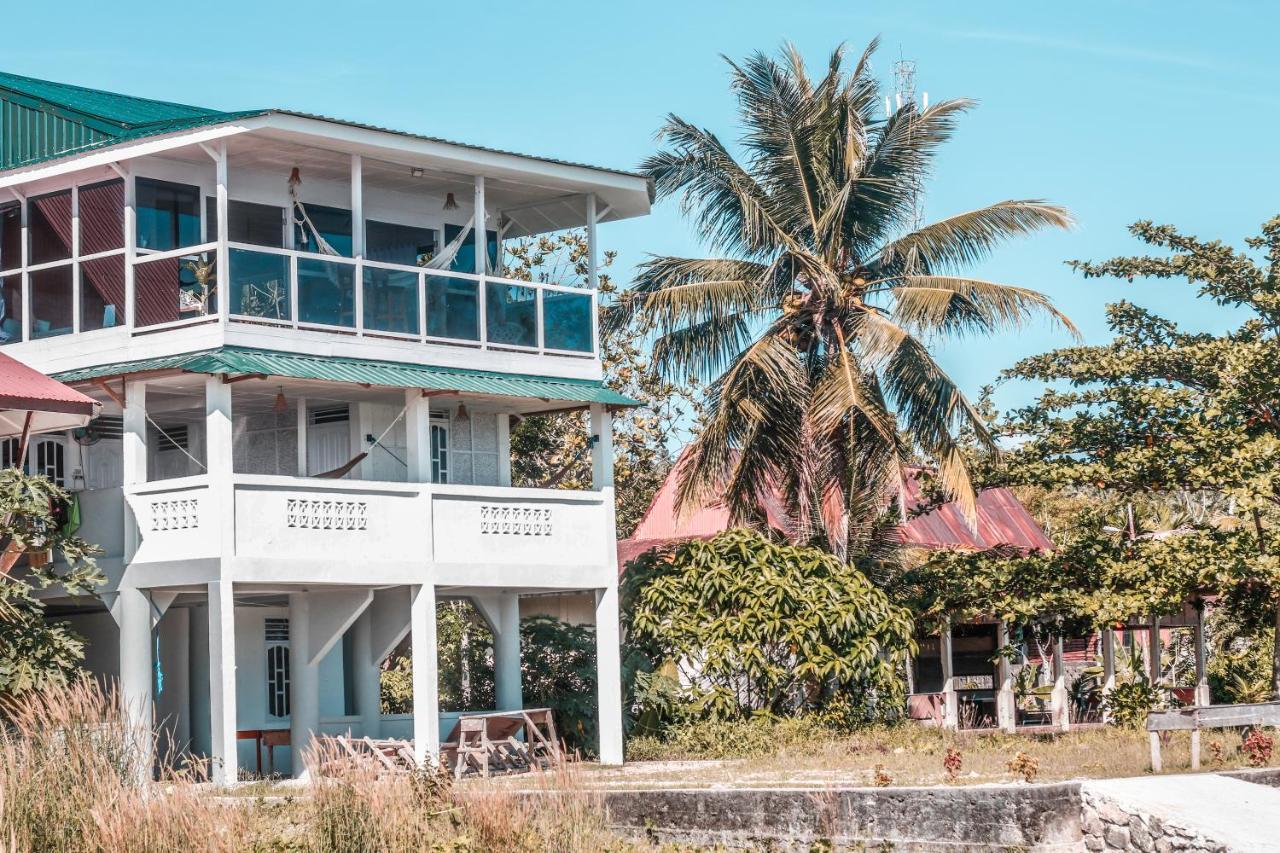 Nias Surf Stay Lagudri ภายนอก รูปภาพ